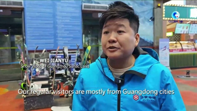 Cina: attrazioni di ghiaccio e neve si preparano per turismo invernale