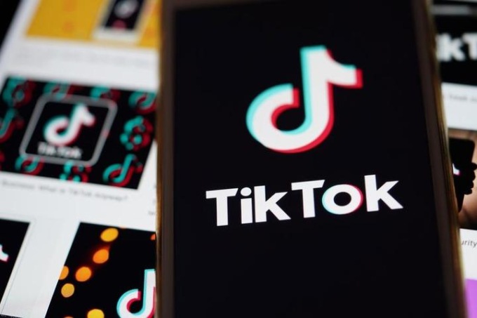 Cina: netizen accolgono nuovo afflusso di “rifugiati di TikTok”