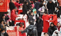 Cina: fiera del tempio per bambini per accogliere il Capodanno cinese a Tianjin