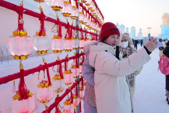 Cina: accolti +2 mln visitatori all’Harbin Ice-Snow World nel 2024 (1)