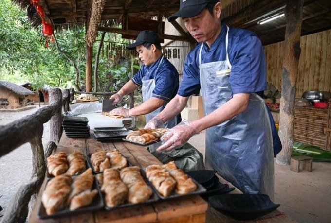 Cina: Hainan, sperimentiamo Capodanno cinese in “stile Li” a Baoting