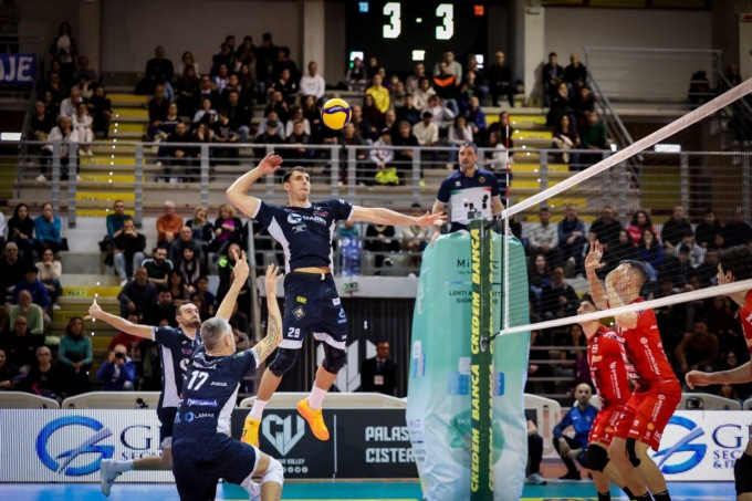 PALLAVOLO SUPERLEGA: CISTERNA SCONFITTA IN CASA DA CIVITANOVA (0-3)