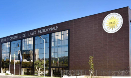 Intelligenza Artificiale, la prima laurea con un avatar