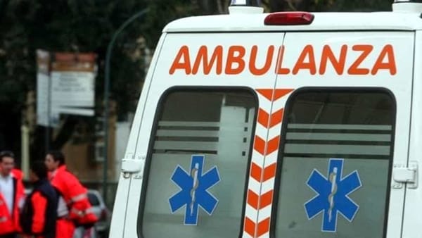In bici contro un muretto, muore migrante pakistano