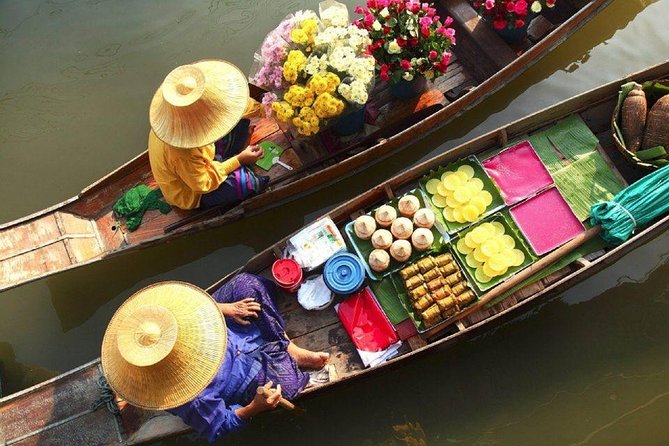 Cina: mercato galleggiante dei fiori apre a Guangzhou