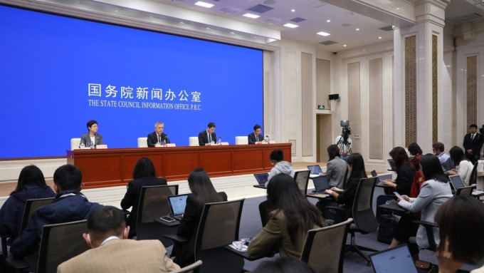 Cina: approva operazioni pilota in servizi telecom a valore aggiunto di 13 aziende a investimento estero