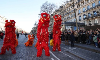 Francia: Parigi ospita celebrazioni per Festa di primavera (1)