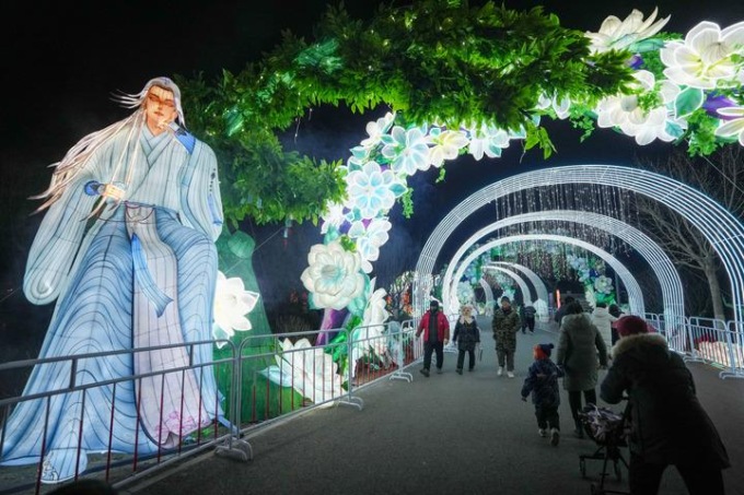 Cina: Pechino ospita fiera delle lanterne per celebrare festività (1)