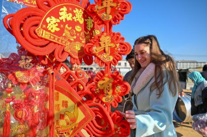 Cina: italiani abbracciano celebrazioni interculturali per Capodanno cinese (2)