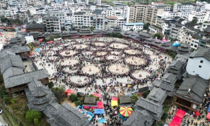 Cina: Guizhou, popolo Miao celebra festa di Gannangxiang (2)