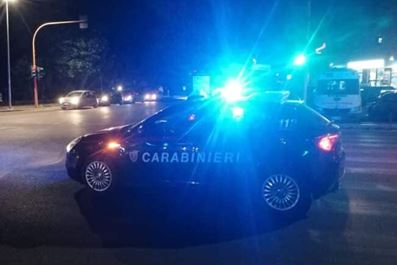 In giro con la pistola e il coltello, arrestato