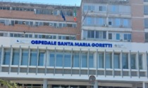 Cinque giorni in una barella al pronto soccorso, la denuncia