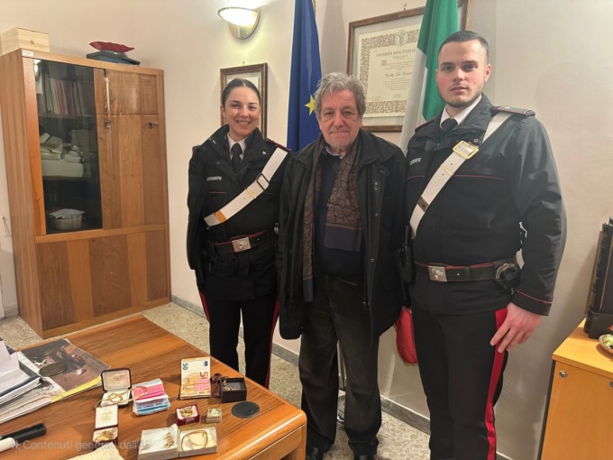 Truffa una coppia di anziani, arrestato un diciassettenne