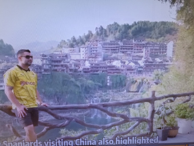 Spagna registra aumento viaggi verso la Cina dopo politica esenzione visto