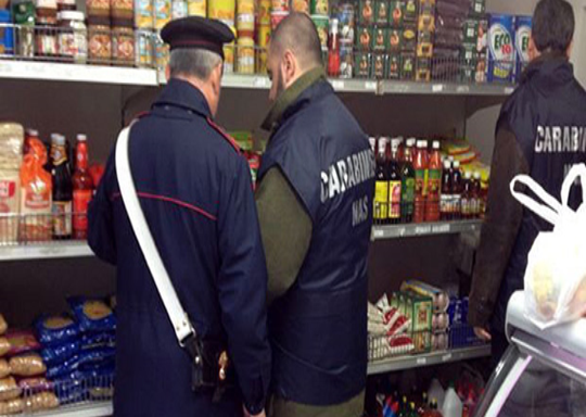 Sequestrati 50 chili di prodotti alimentari in un supermercato