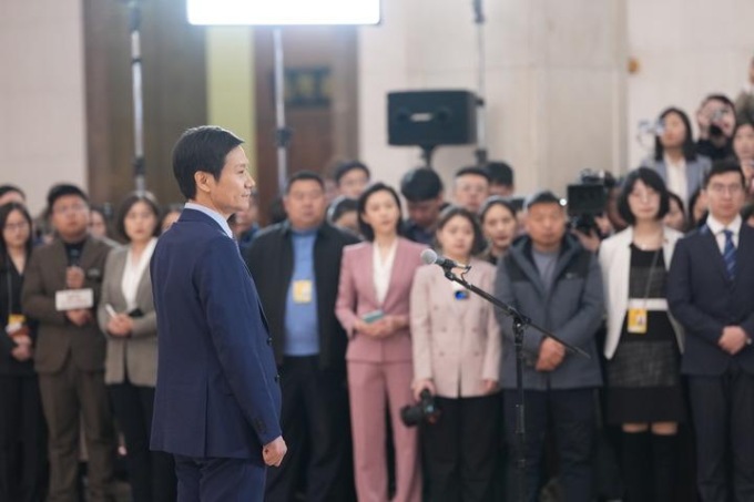 Cina: discussioni su “AI Plus” aggiungono un’atmosfera futuristica agli incontri politici