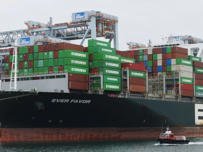 Cina: imporrà dazi aggiuntivi su alcuni prodotti USA