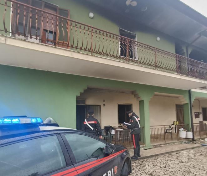 Incendio all’interno di un’azienda, chiara la matrice dolosa