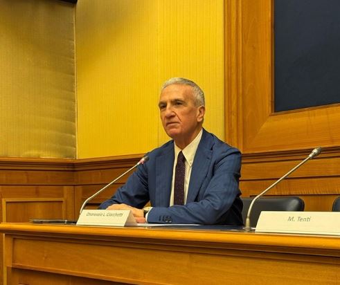 Ritirata l’interrogazione parlamentare “contro” il Questore