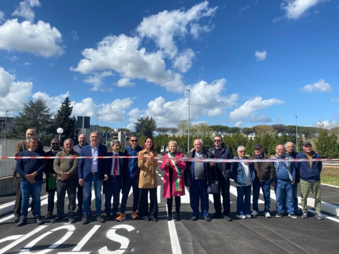 Aperta al traffico una nuova strada di collegamento tra via della Stazione e via Gloria