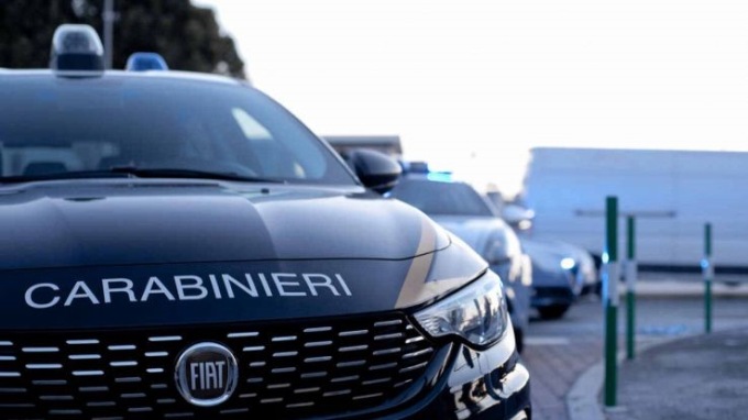Ubriaco e con patente sospesa provoca un sinistro, denunciato