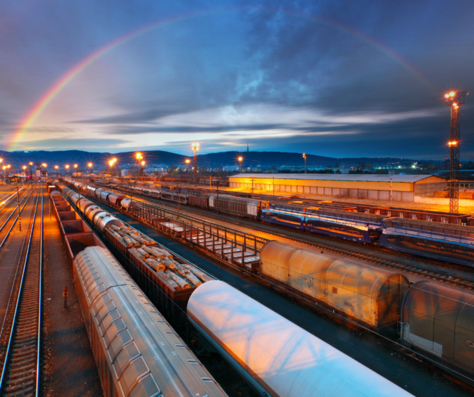 Cina: volume del trasporto ferroviario merci in aumento a gen-feb