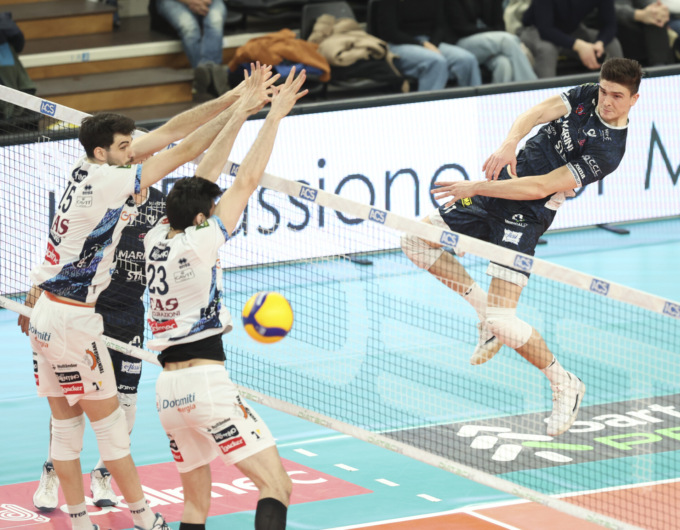 Ospiti d’eccezione al Palasport di Cisterna. Vincenzo Fanizza e Andrea Burlandi
