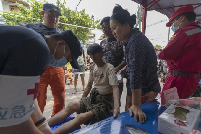 Myanmar: vittime del terremoto a Mandalay