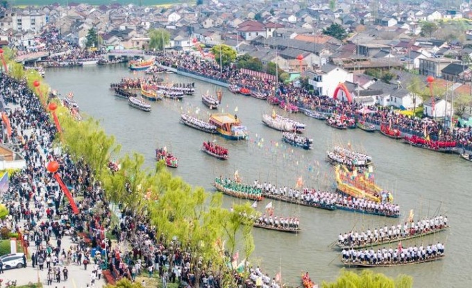 Cina: fiera delle barche di Maoshan a Xinghua