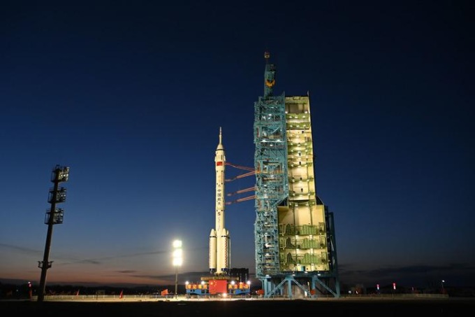 Cina: si prepara a lancio di Shenzhou-20 con equipaggio (1)