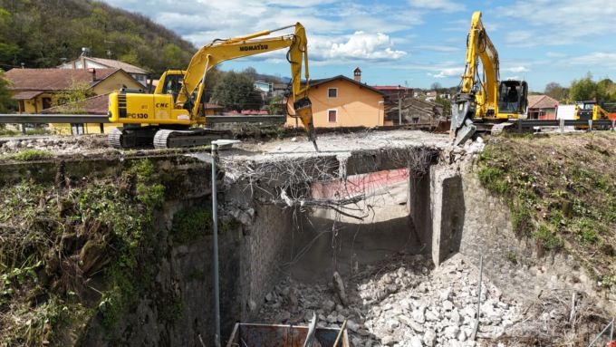 Abbattuto il Ponte ‘Giovine Tofe’ sulla Variante Casilina