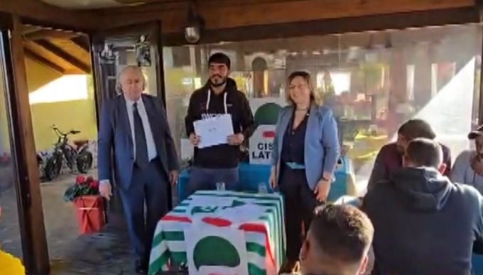 Corso di lingua italiana a cittadini indiani, la consegna degli attestati