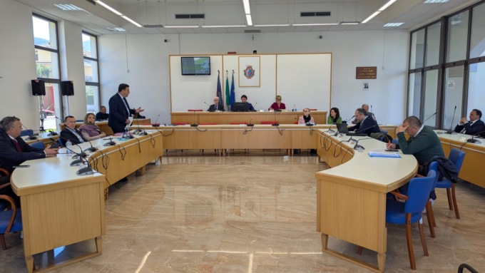 Il Consiglio comunale da il via libera al progetto di potenziamento del Mof