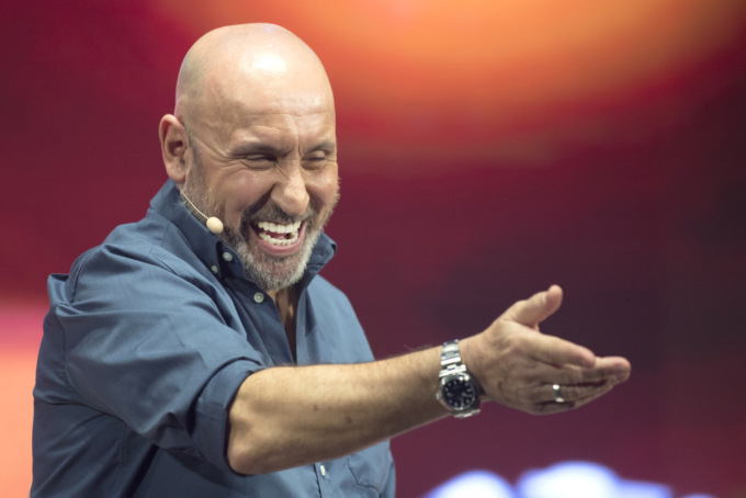Maurizio Battista raddoppia, nuova data all’Arena del Mare BCC Roma