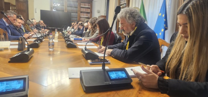 Ferrovia, il Sindaco replica alla critiche: “Sono stanco di speculazioni politiche”