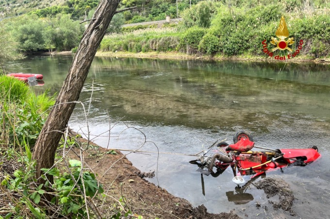 Tragedia in volo, l’autopsia sul corpo di Rino Sigismundi. Sequestrato il deltaplano
