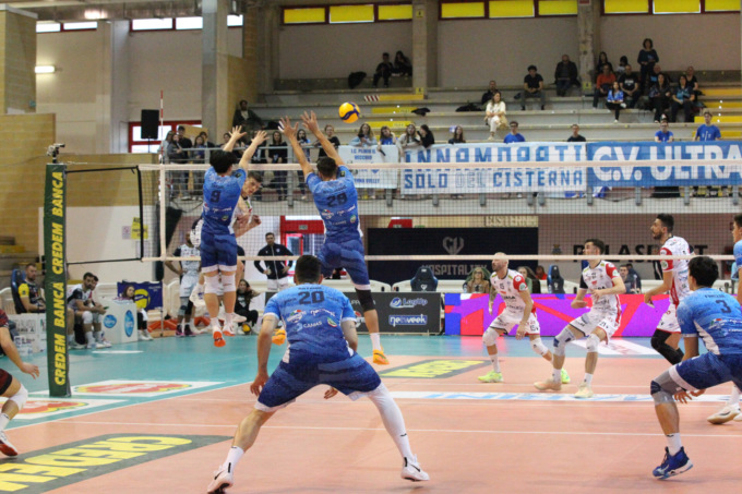 Play off 5° posto, Cisterna nel tempio del Volley