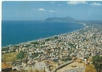 La Guardia Costiera sostiene l’inclusione sulle spiagge del Lazio