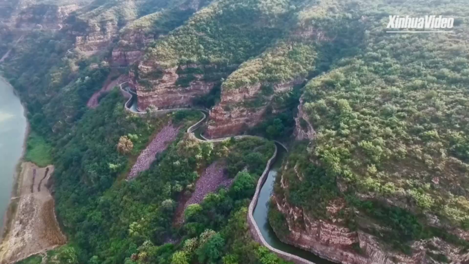 Cina: sorvoliamo canale di Hongqi, “fiume artificiale nel cielo”
