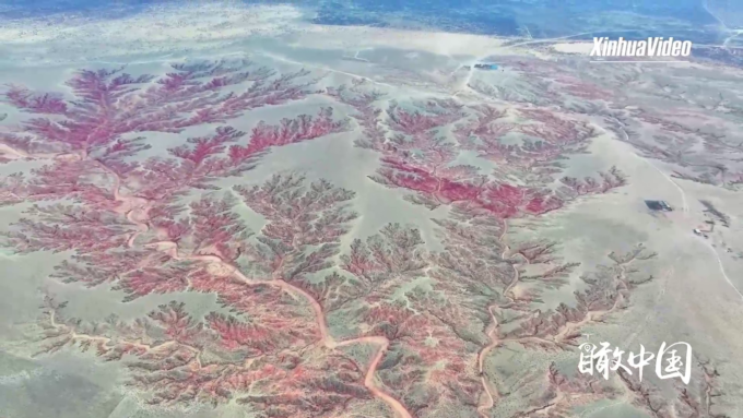 Cina: gole e praterie dipingono quadro naturale in Mongolia Interna