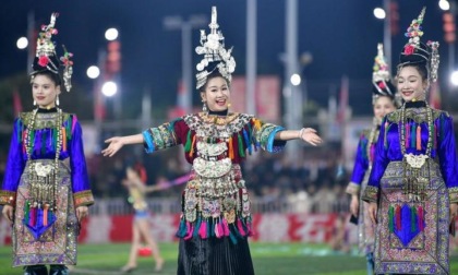 Cina: giovane erede mantiene in vita le melodie etniche Dong