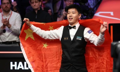 Regno Unito: Cina gareggia a World Snooker Championship 2025 (2)