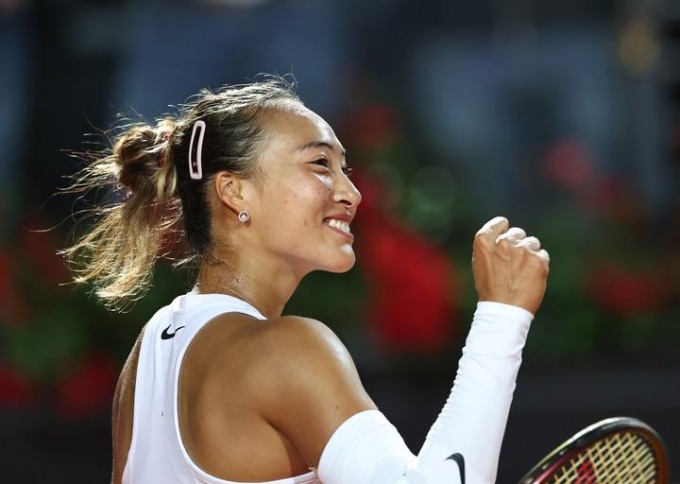 Italia: Roma, atleta cinese Zheng Qinwen vince quarti di finale (2)