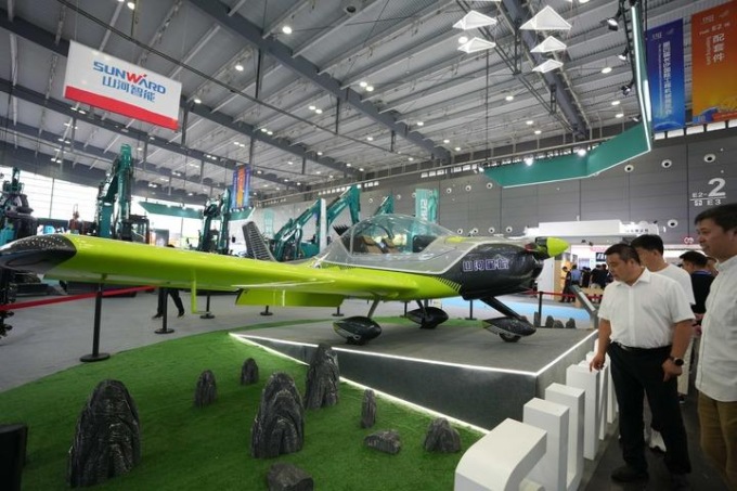 Cina: Hunan, Changsha ospita fiera su attrezzature per l’edilizia (2)