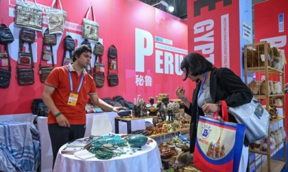 Cina: Chongqing, 7ma Western China Int'l Fair for Investment & Trade (1)