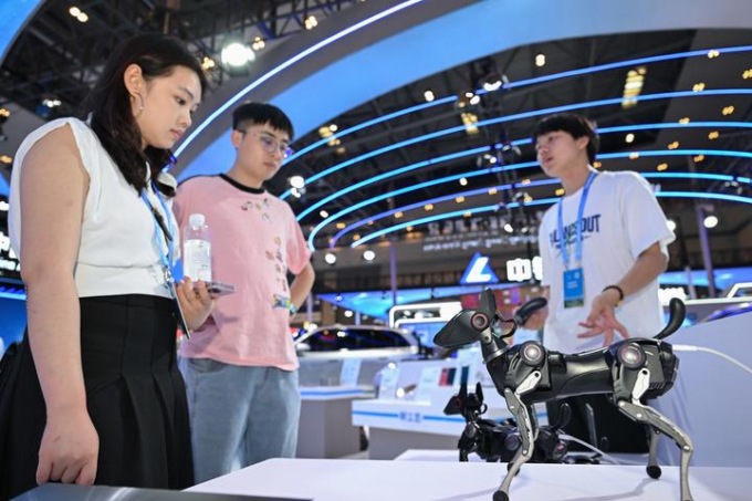 Cina: Chongqing, 7ma Western China Int’l Fair for Investment & Trade (2)