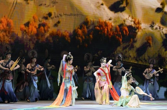 Cina: apertura del Dialogo sugli scambi tra civiltà a Dunhuang