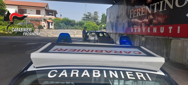 Folle inseguimento dopo il furto e la rapina, 23enne finisce in carcere