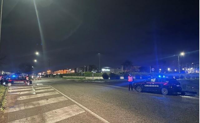 Fermati con jammer e arnesi da scasso, denunciati quattro uomini