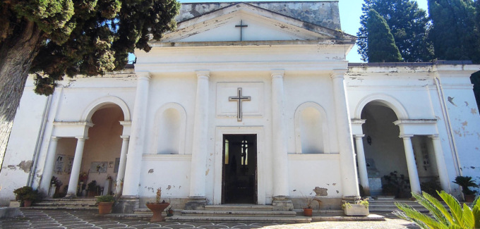 Partono i lavori per il restauro della Chiesa del cimitero: al via il cantiere per il restauro